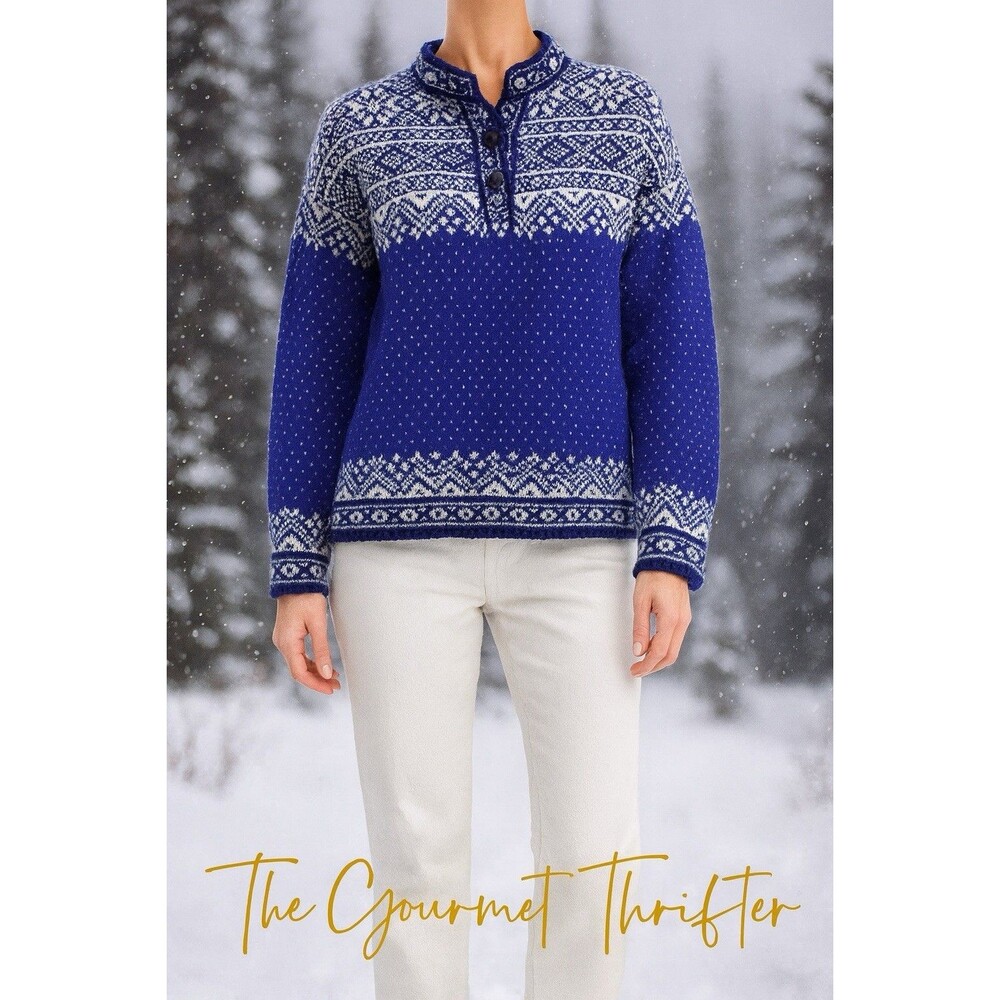 L.L. Bean Vintage Fair Isle Sweater Blue White Nordic Knit Pullover Sz Small